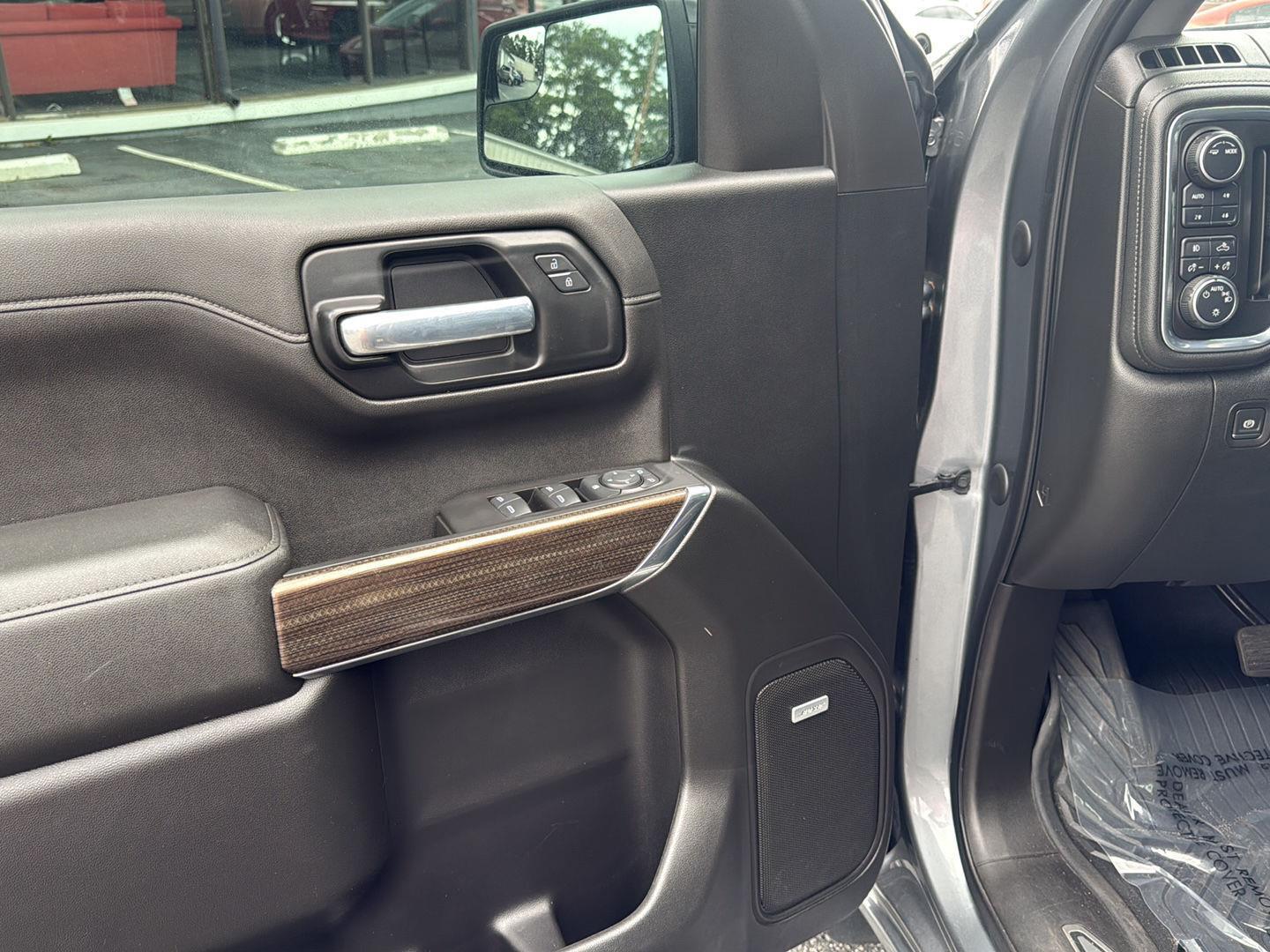 2021 Chevrolet Silverado 1500 RST photo 10