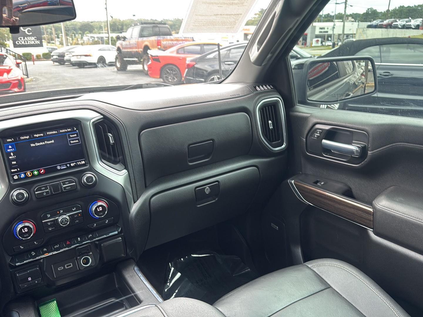 2021 Chevrolet Silverado 1500 RST photo 29
