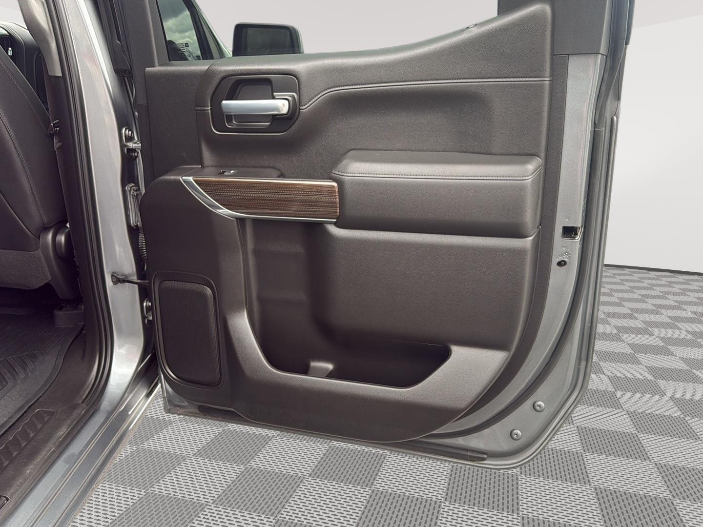 2021 Chevrolet Silverado 1500 RST photo 31