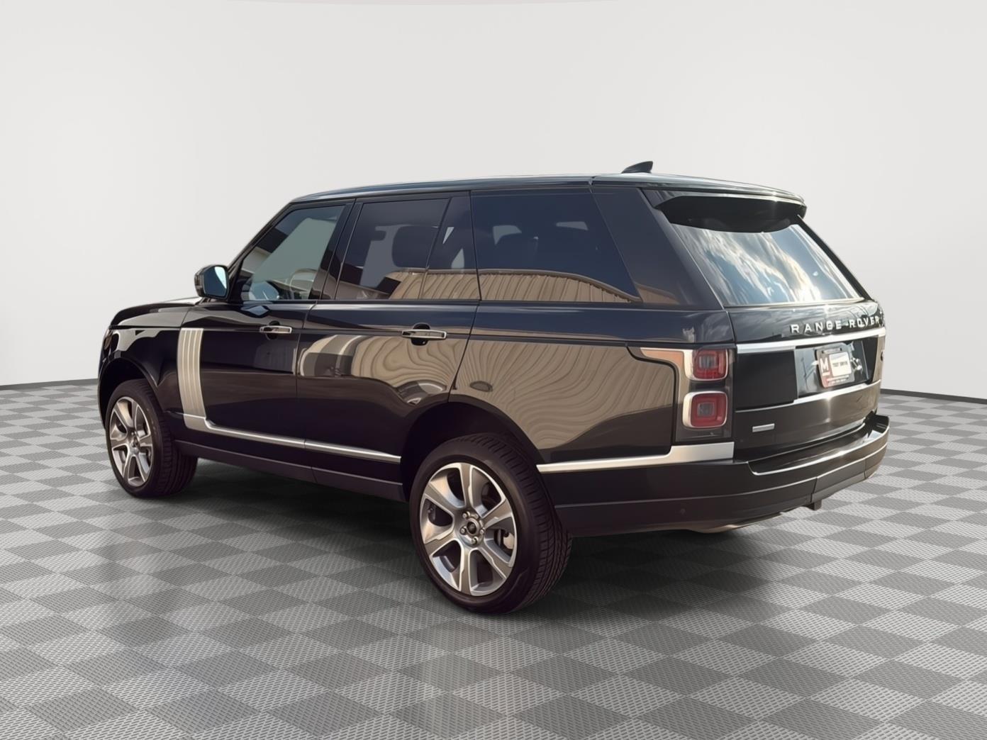 2018 Land Rover Range Rover SuperCharged Autobiography photo 2