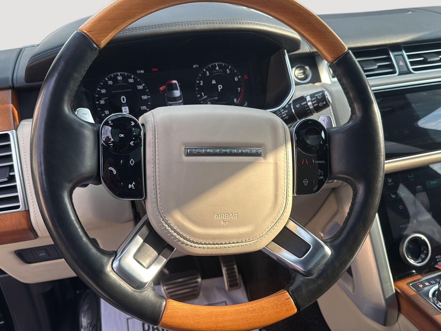 2018 Land Rover Range Rover SuperCharged Autobiography photo 12