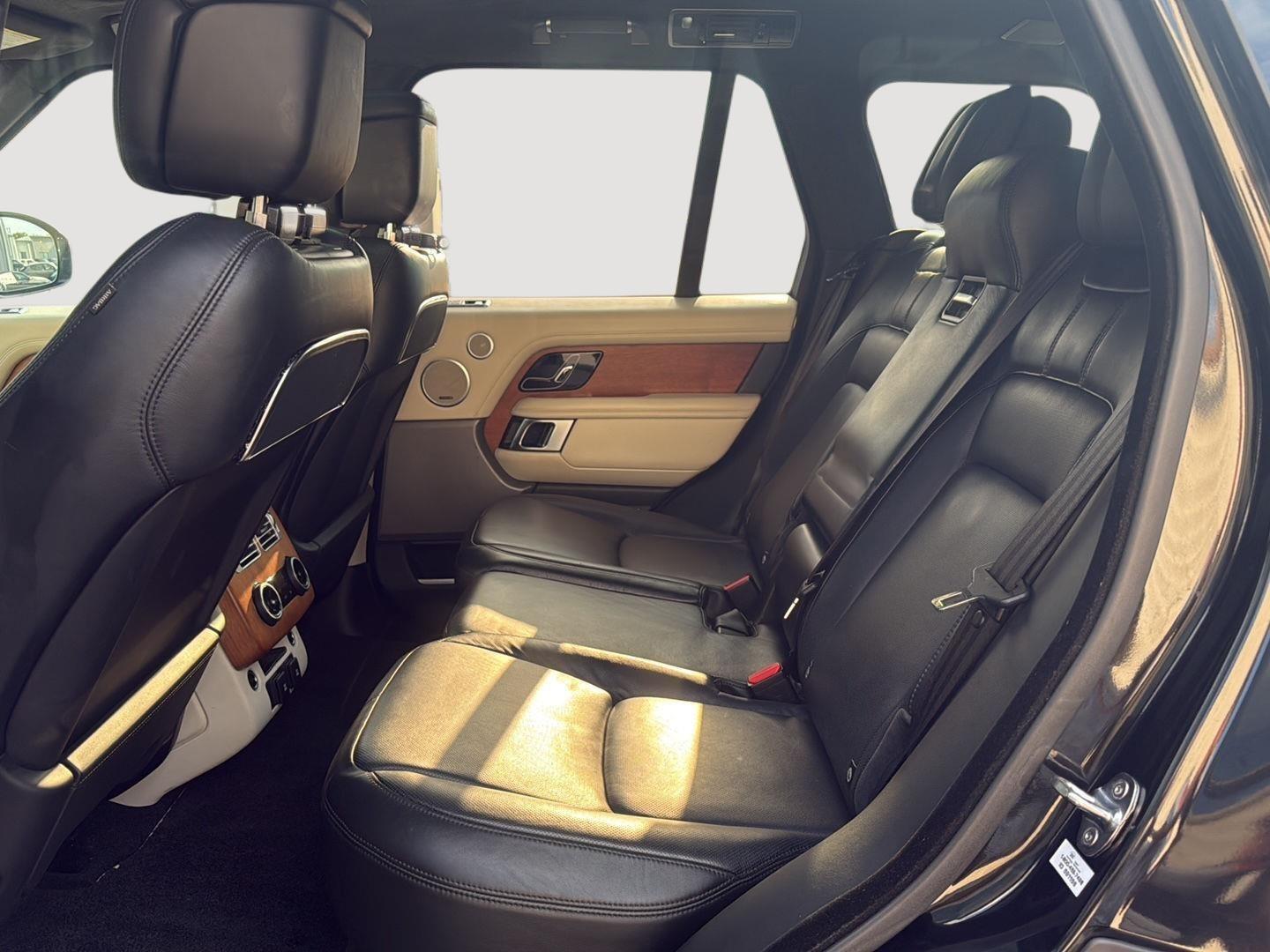 2018 Land Rover Range Rover SuperCharged Autobiography photo 19