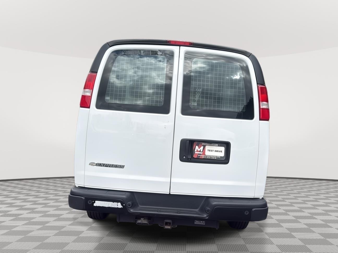 2020 Chevrolet Express Cargo Van photo 3