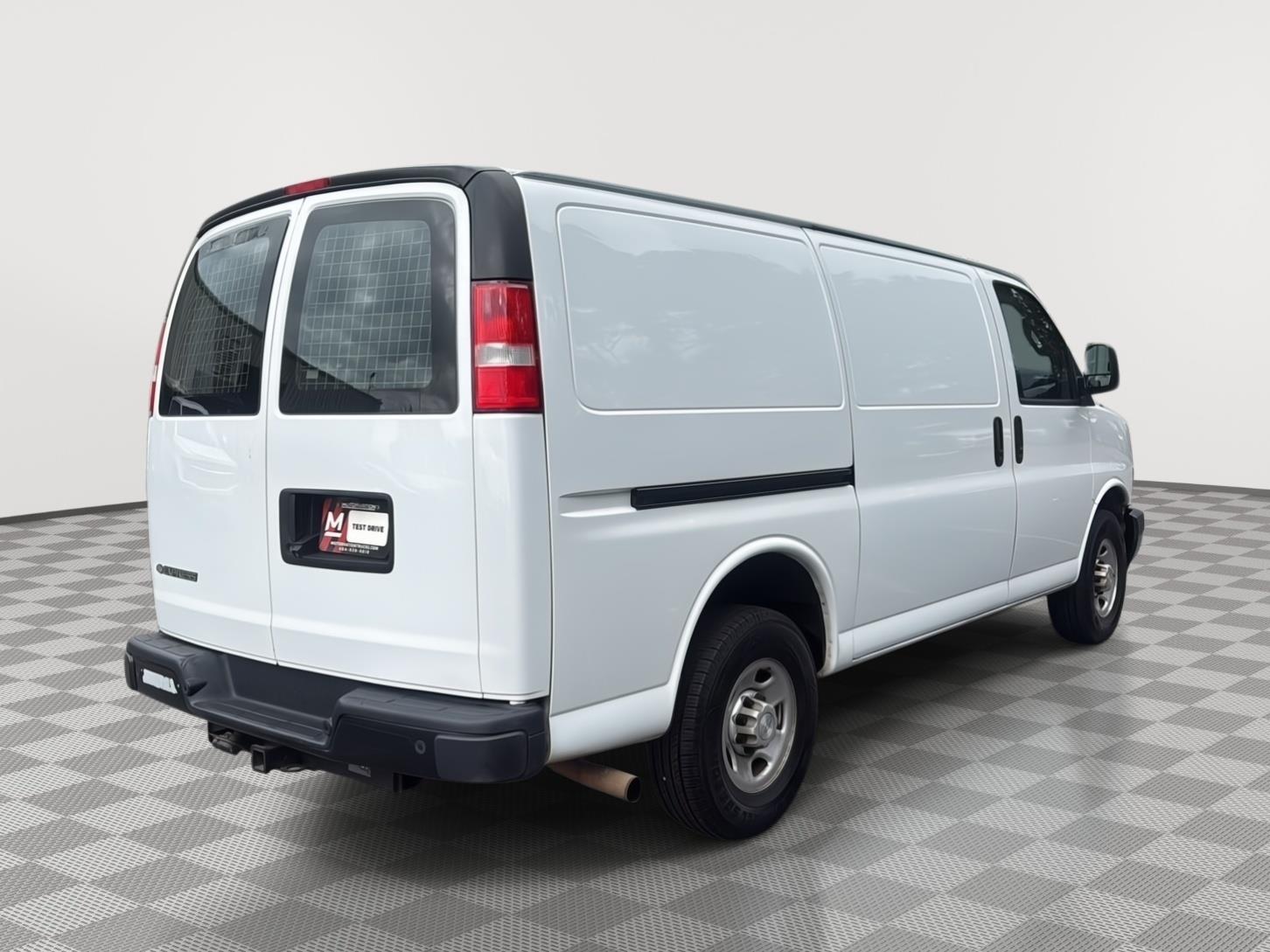 2020 Chevrolet Express Cargo Van photo 4