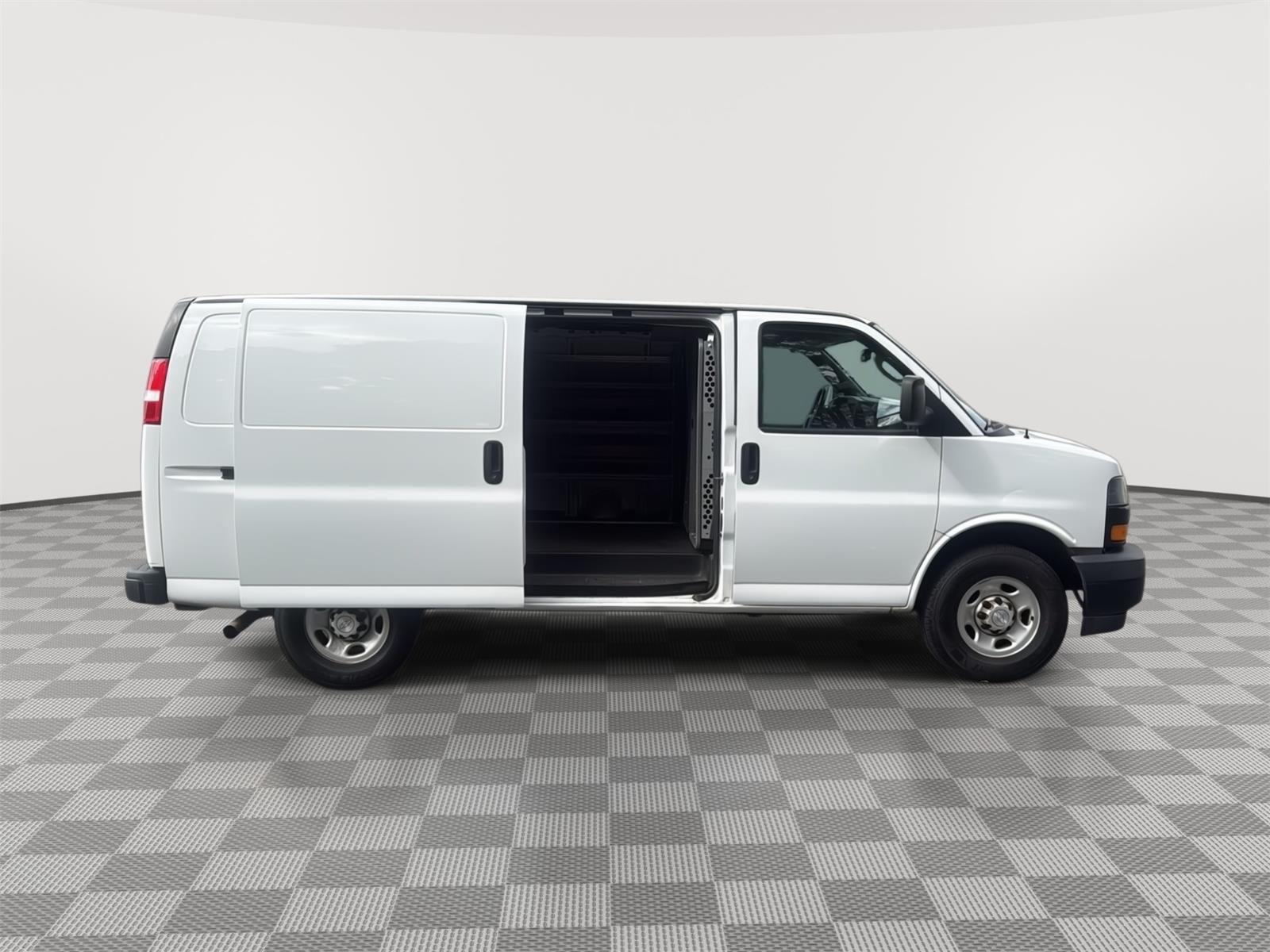 2020 Chevrolet Express Cargo Van photo 21