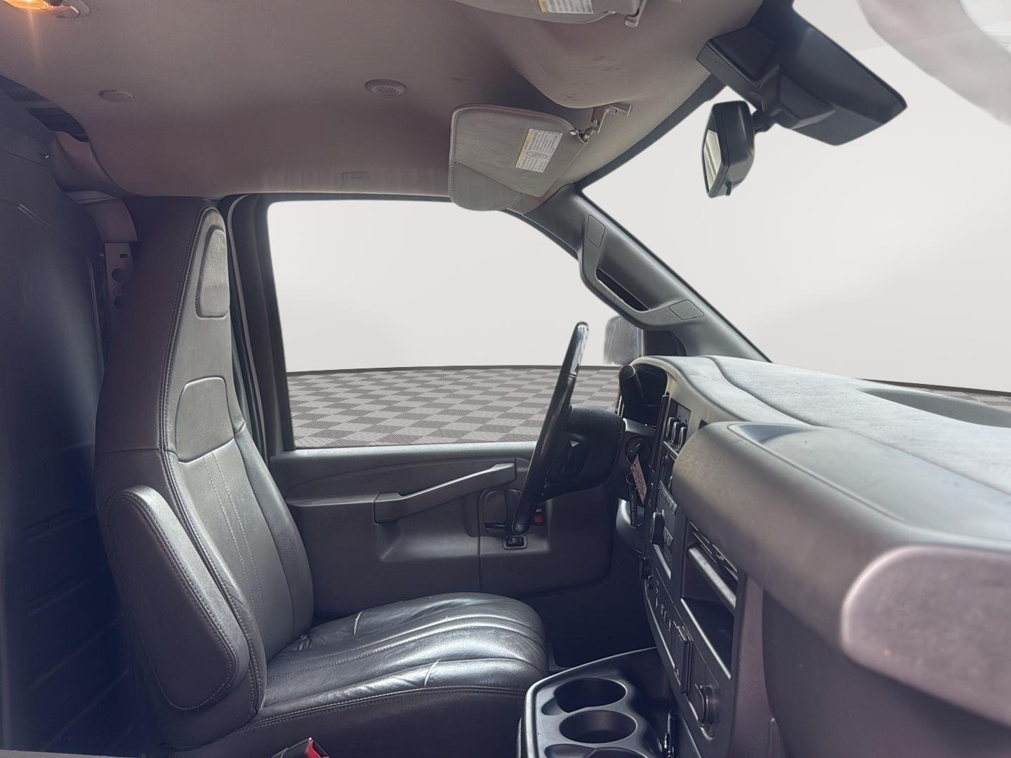 2020 Chevrolet Express Cargo Van photo 28