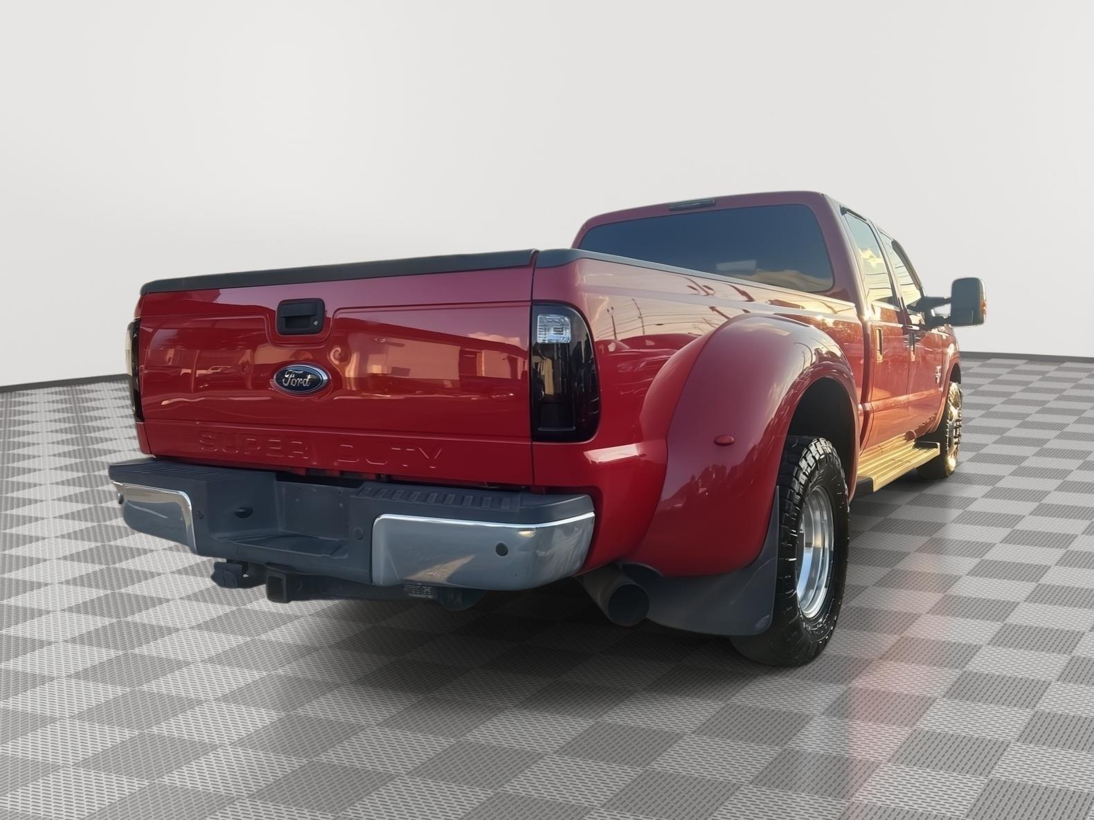 2014 Ford F-350 XLT photo 5