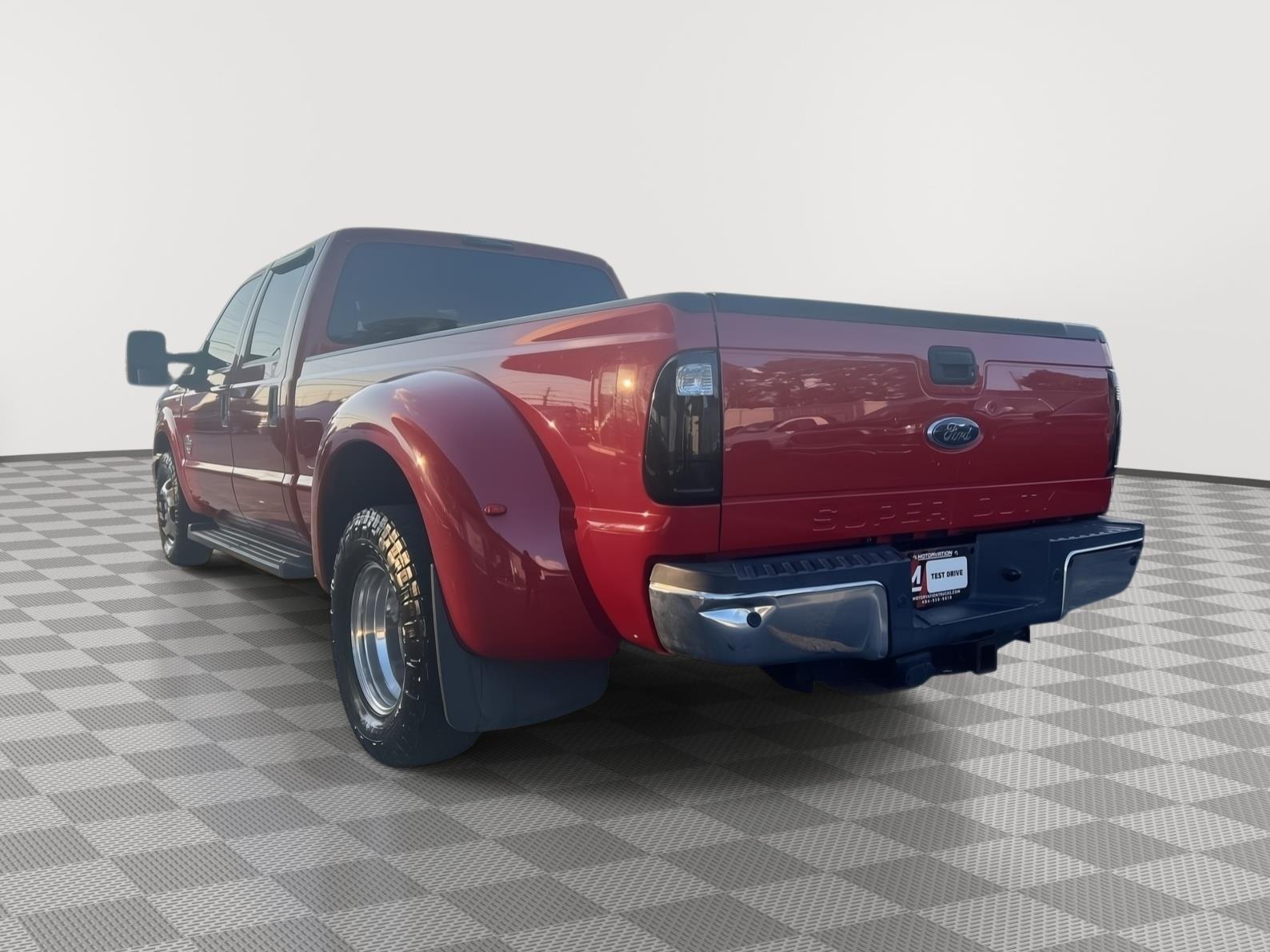 2014 Ford F-350 XLT photo 9