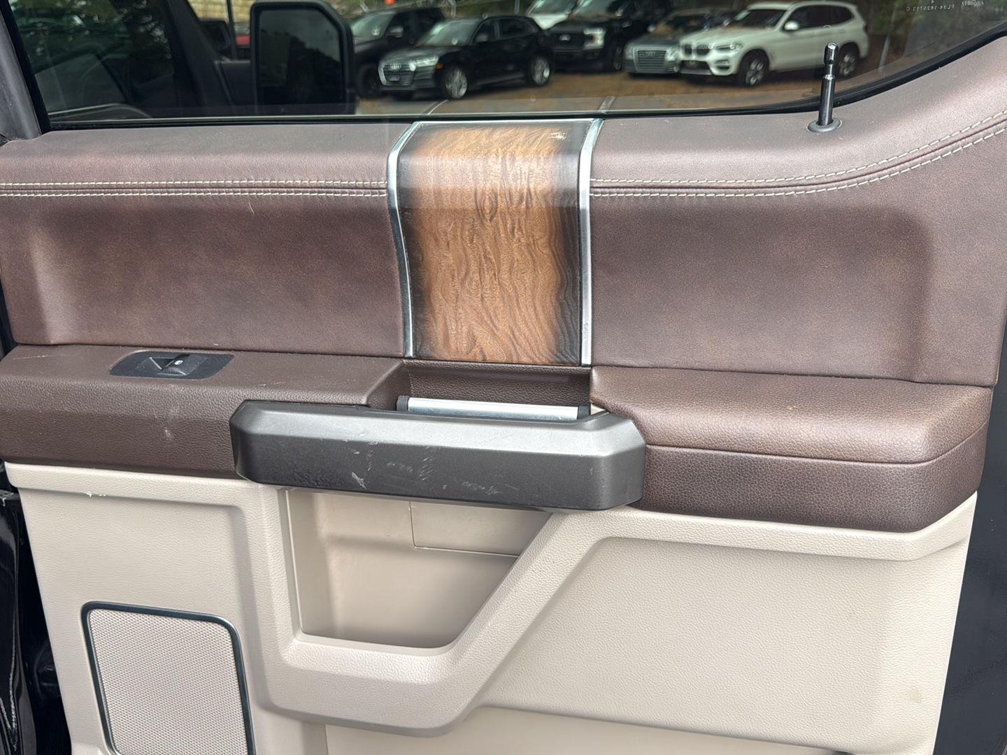 2019 Ford F-150 Limited photo 32