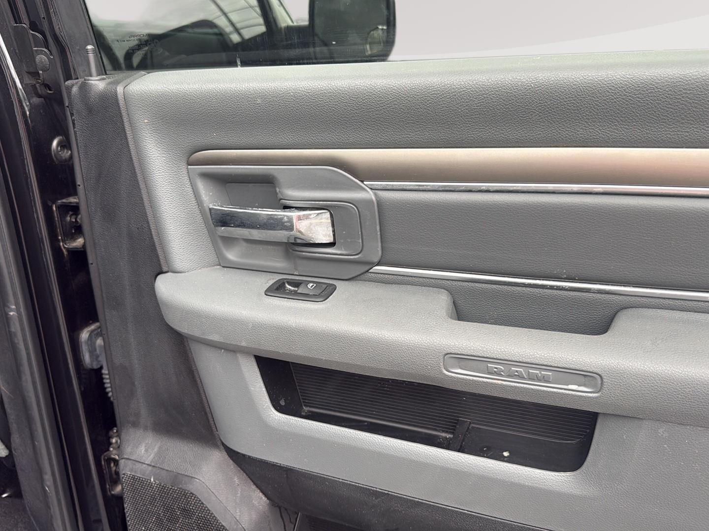 2017 Ram 1500 Big Horn photo 25