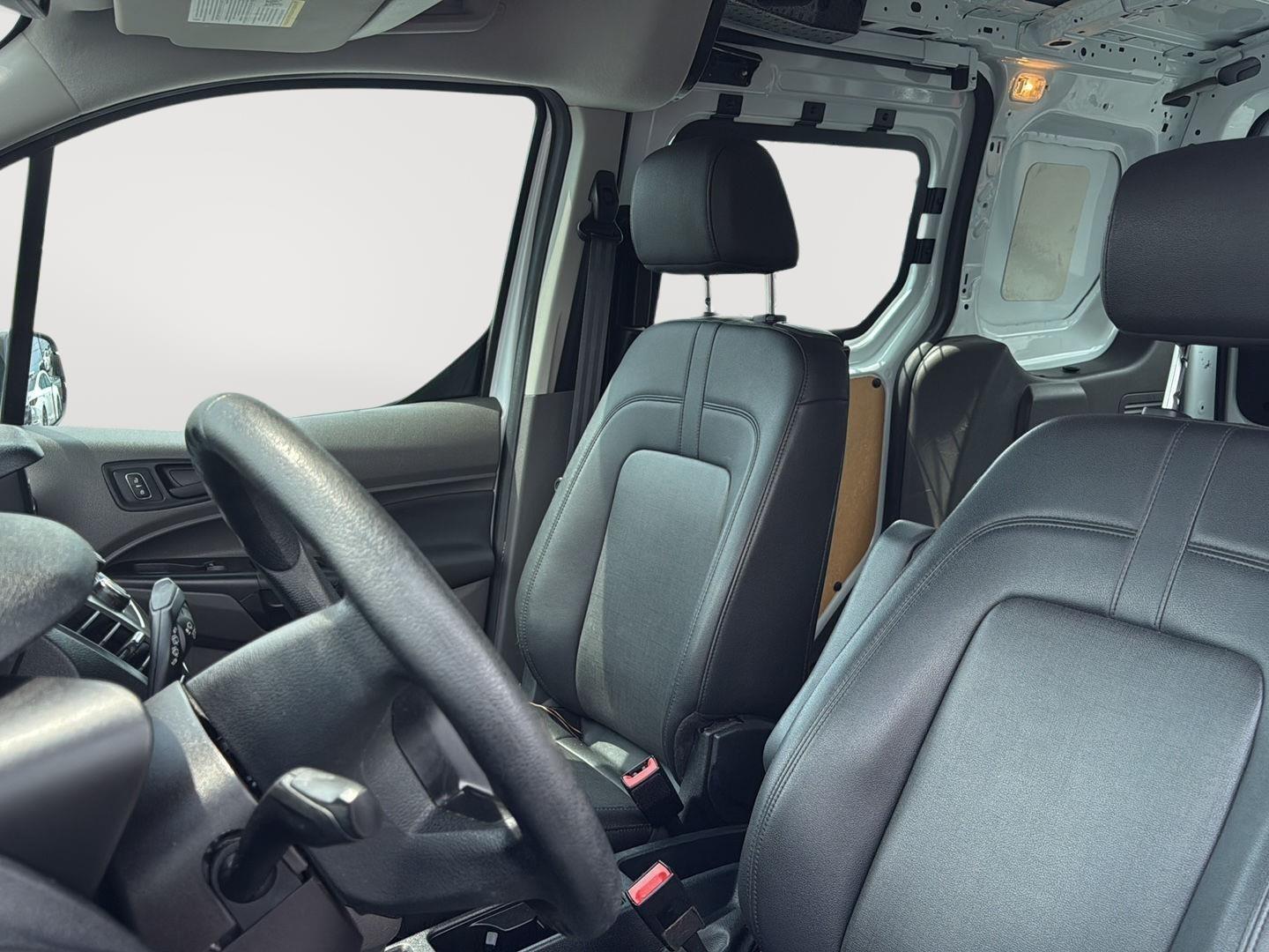 2020 Ford Transit XL Cargo Van photo 15