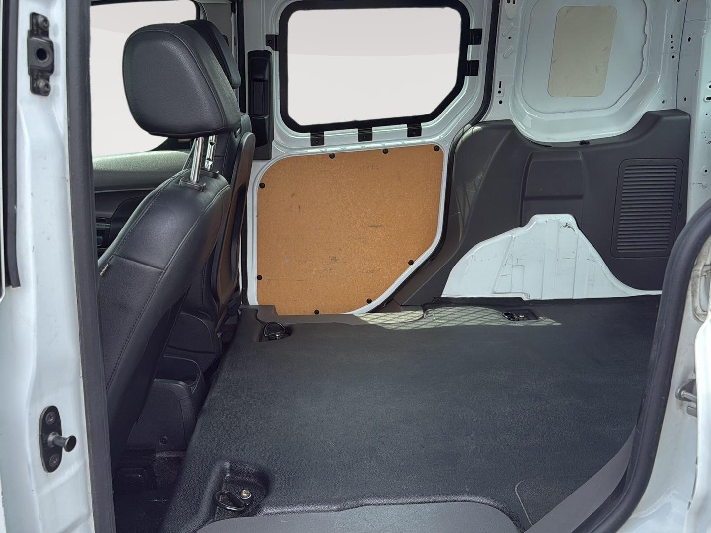 2020 Ford Transit XL Cargo Van photo 17