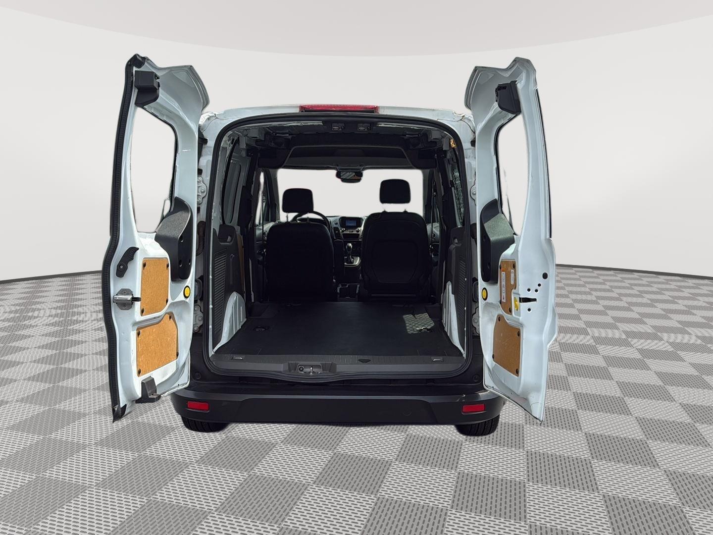 2020 Ford Transit XL Cargo Van photo 19