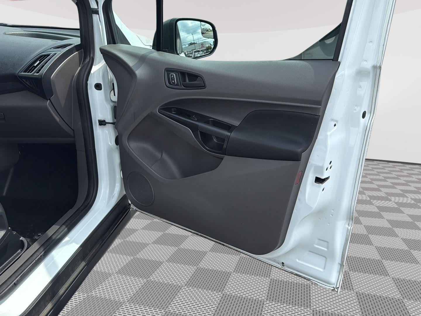 2020 Ford Transit XL Cargo Van photo 26