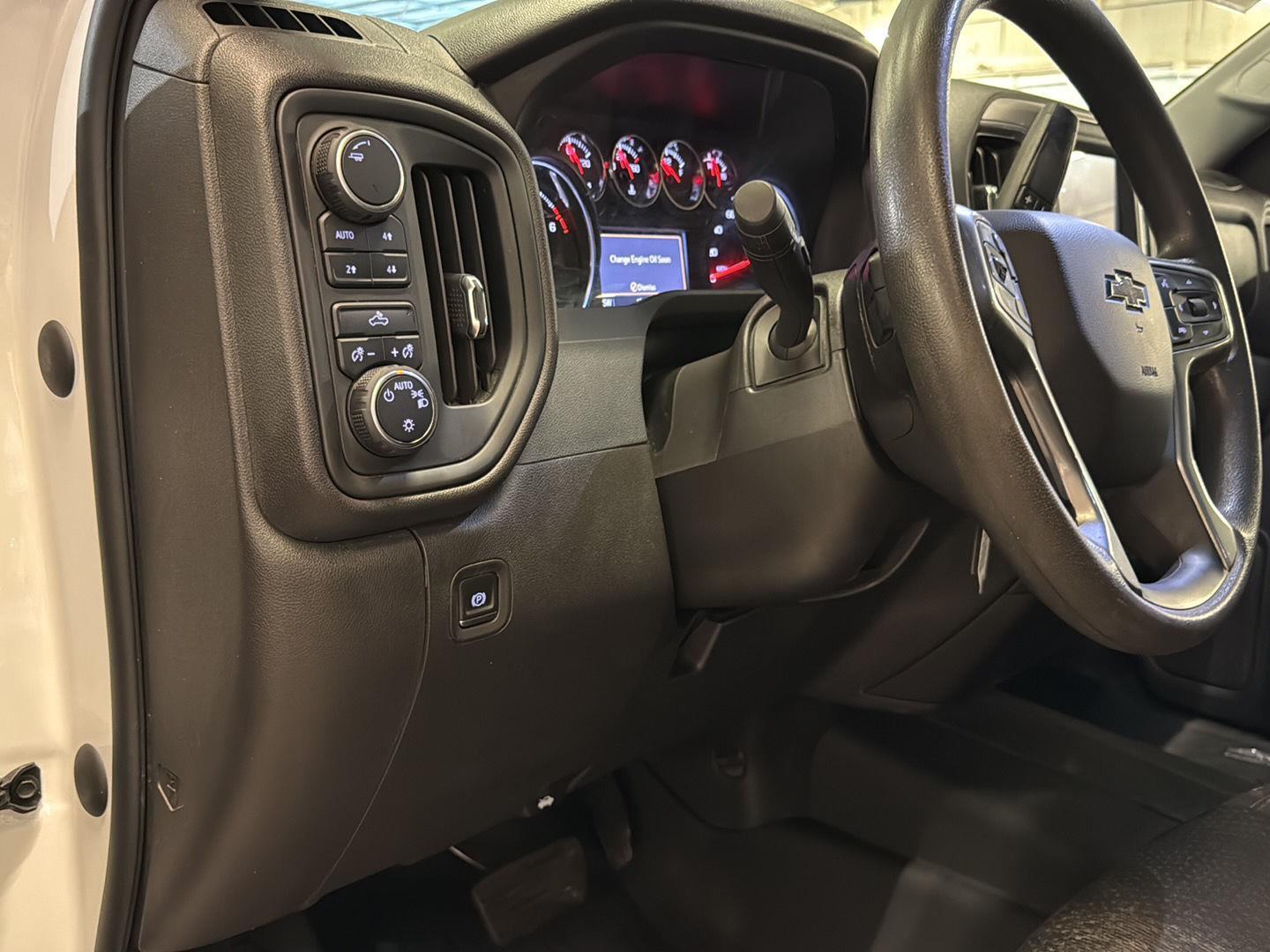 2022 Chevrolet Silverado 1500 Custom Trail Boss photo 13