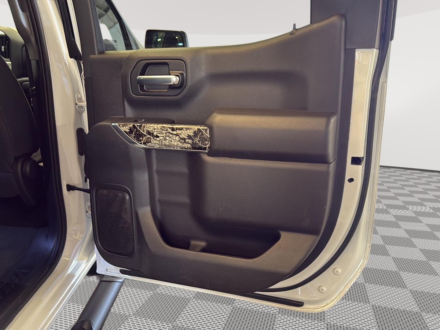 2022 Chevrolet Silverado 1500 Custom Trail Boss photo 29