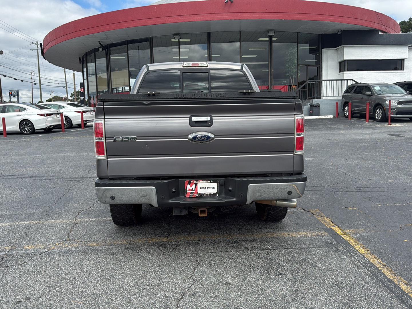 2014 Ford F-150 XLT photo 4