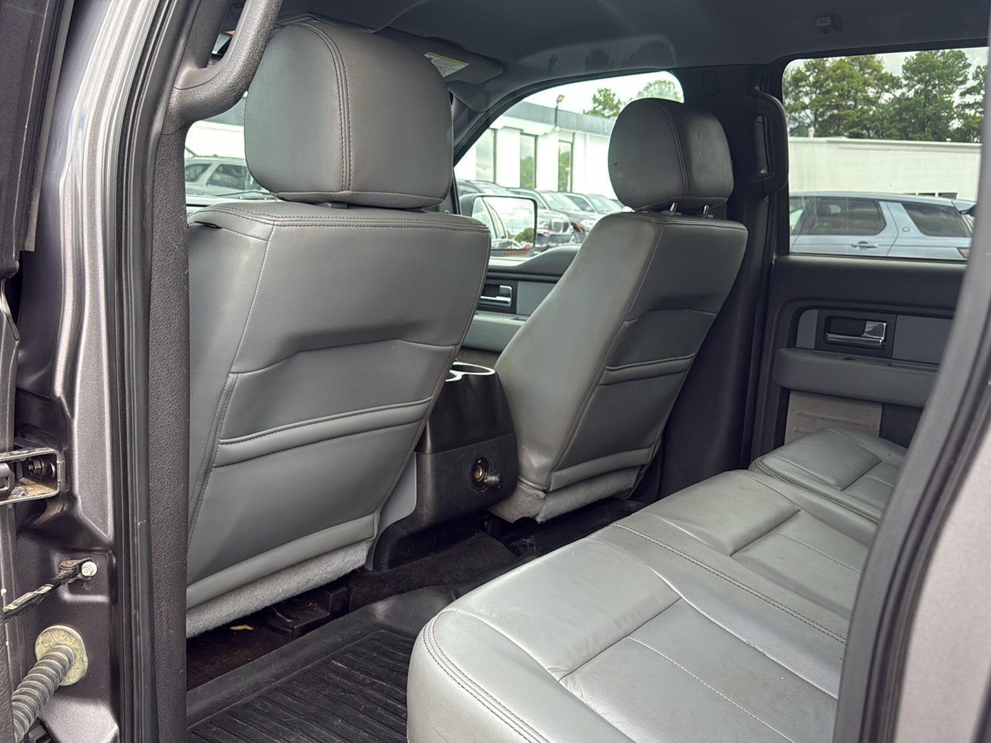 2014 Ford F-150 XLT photo 20