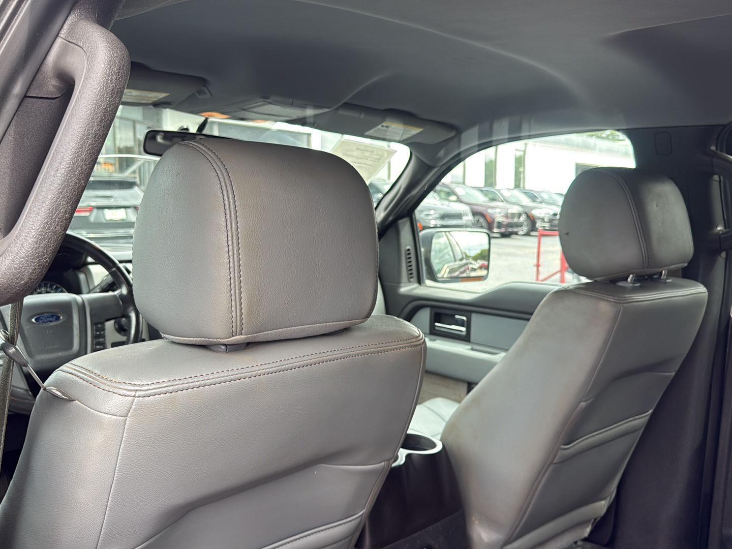 2014 Ford F-150 XLT photo 23