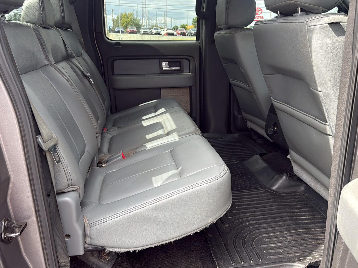 2014 Ford F-150 XLT photo 36