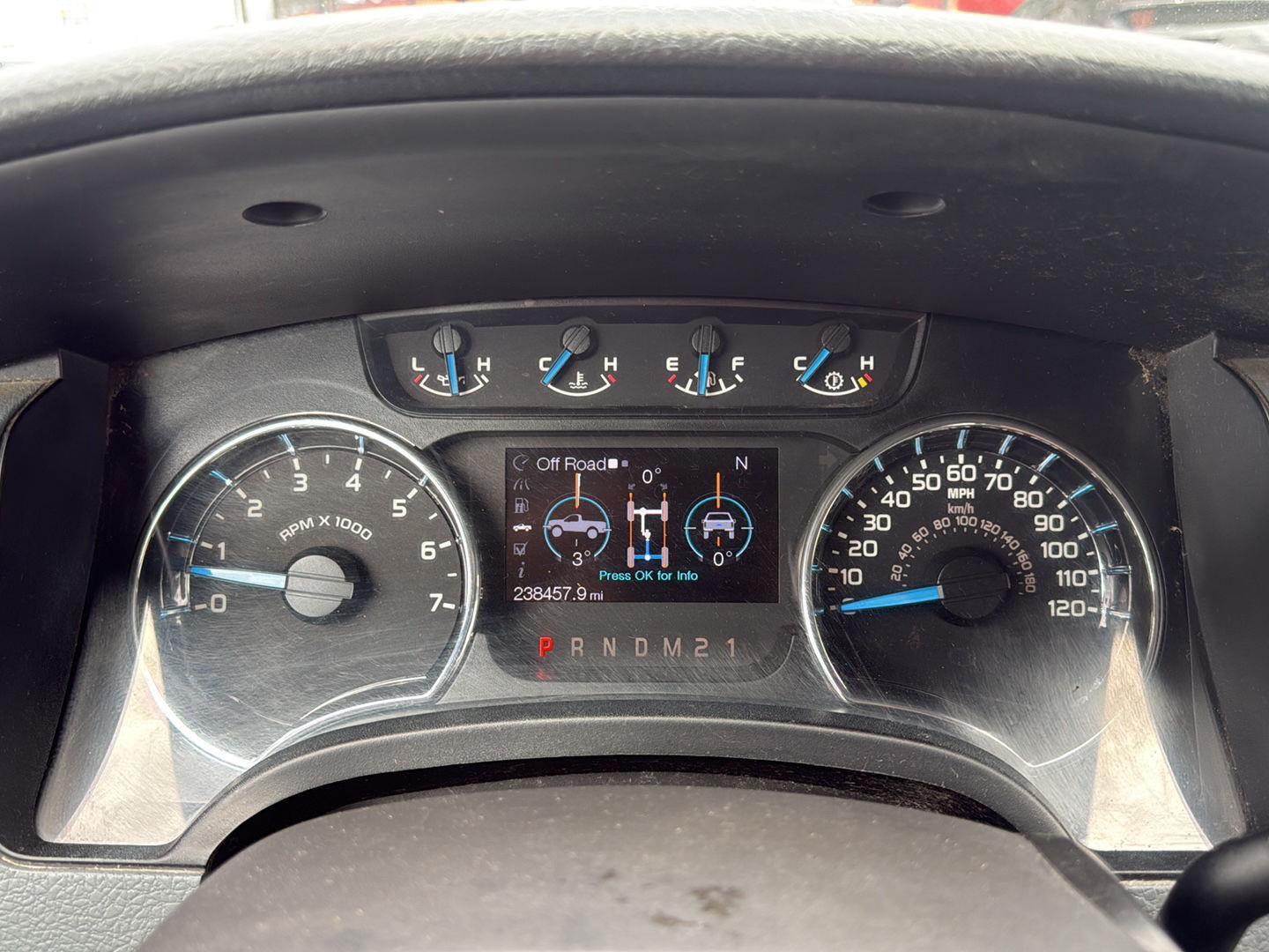2014 Ford F-150 XLT photo 45