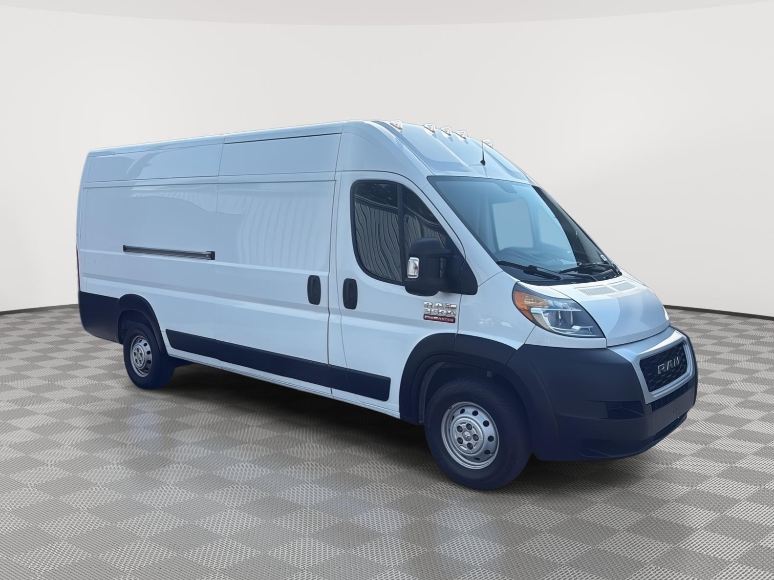 2019 Ram ProMaster 3500 Cargo Van photo 4