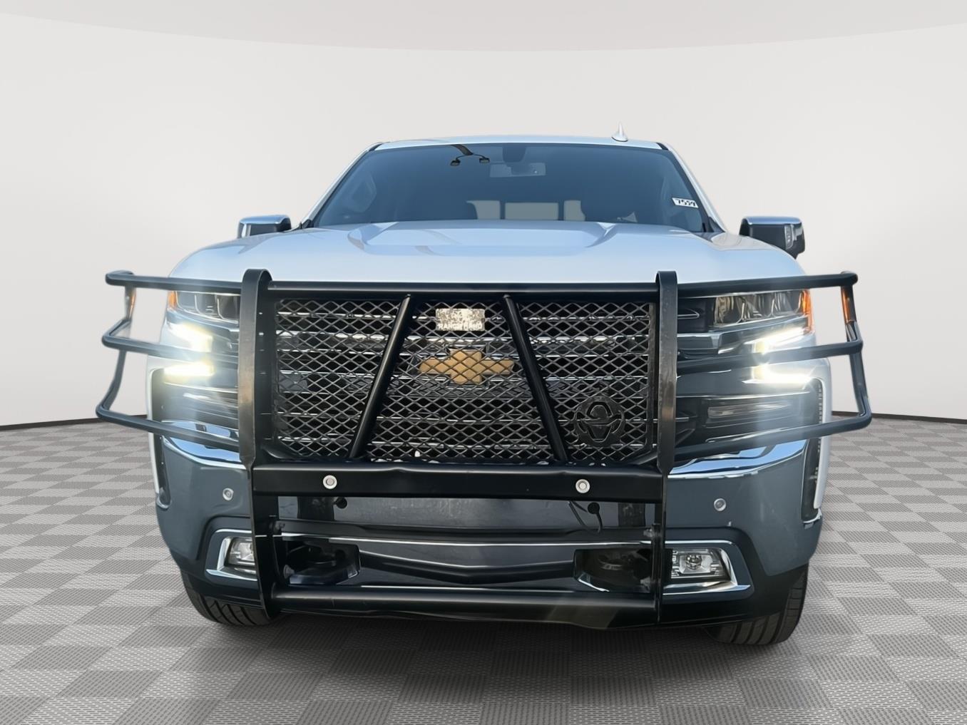 2021 Chevrolet Silverado 1500 LTZ photo 2