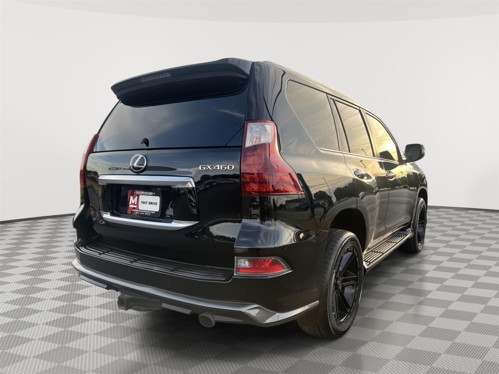 2021 Lexus GX 460 Premium photo 3