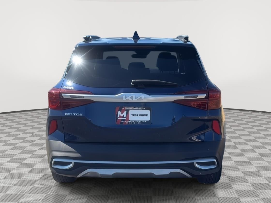 2022 Kia Seltos EX photo 4
