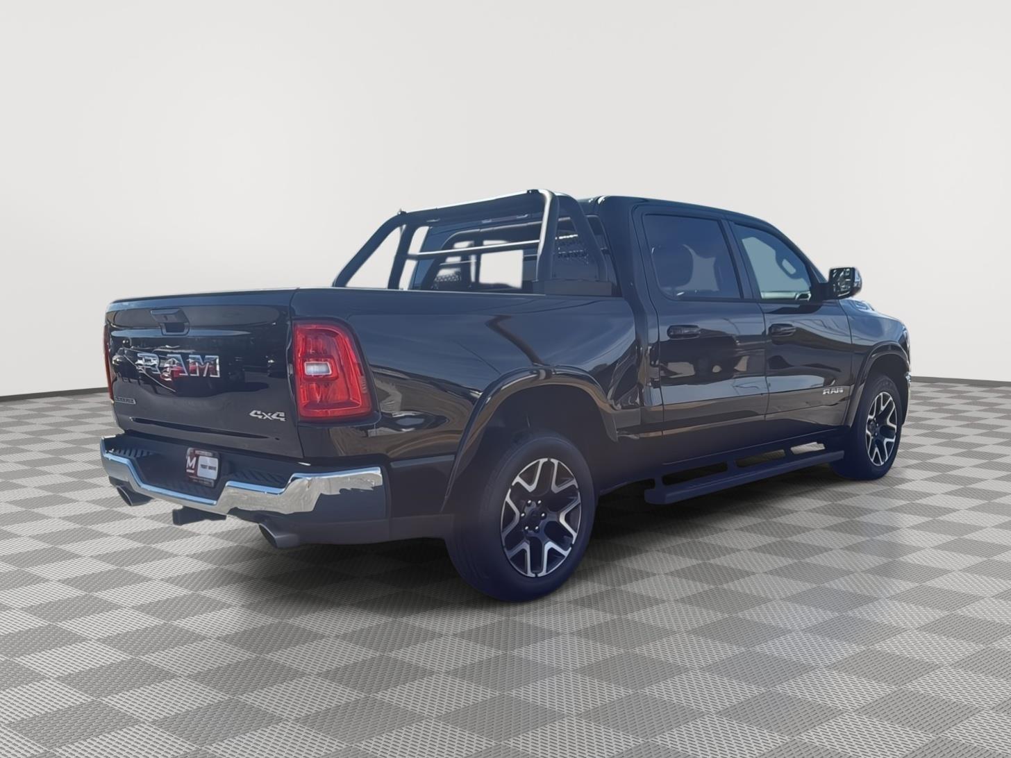 2025 Ram 1500 Laramie photo 4
