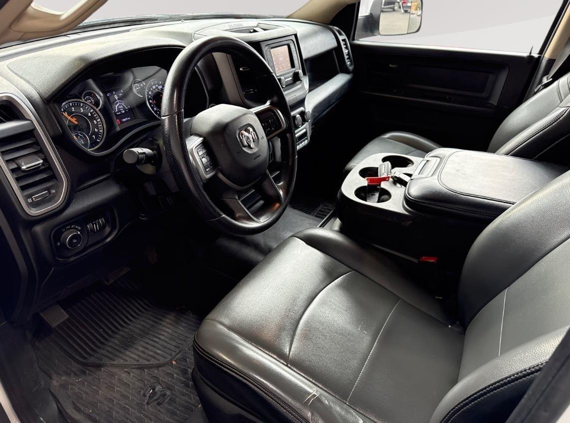 2020 Ram 2500 Tradesman photo 2