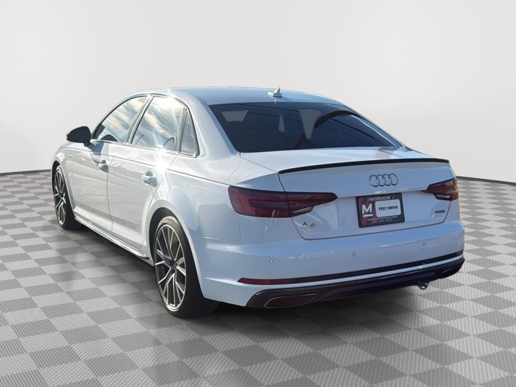 2019 Audi A4 Quattro Premium Plus photo 4