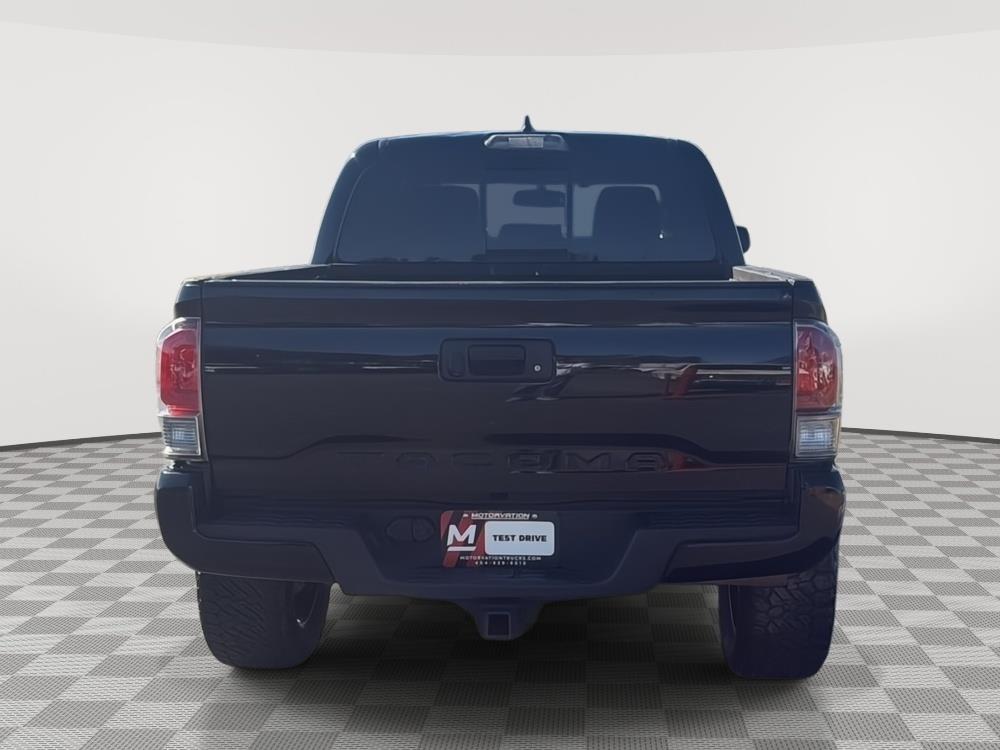 2017 Toyota Tacoma Limited photo 4