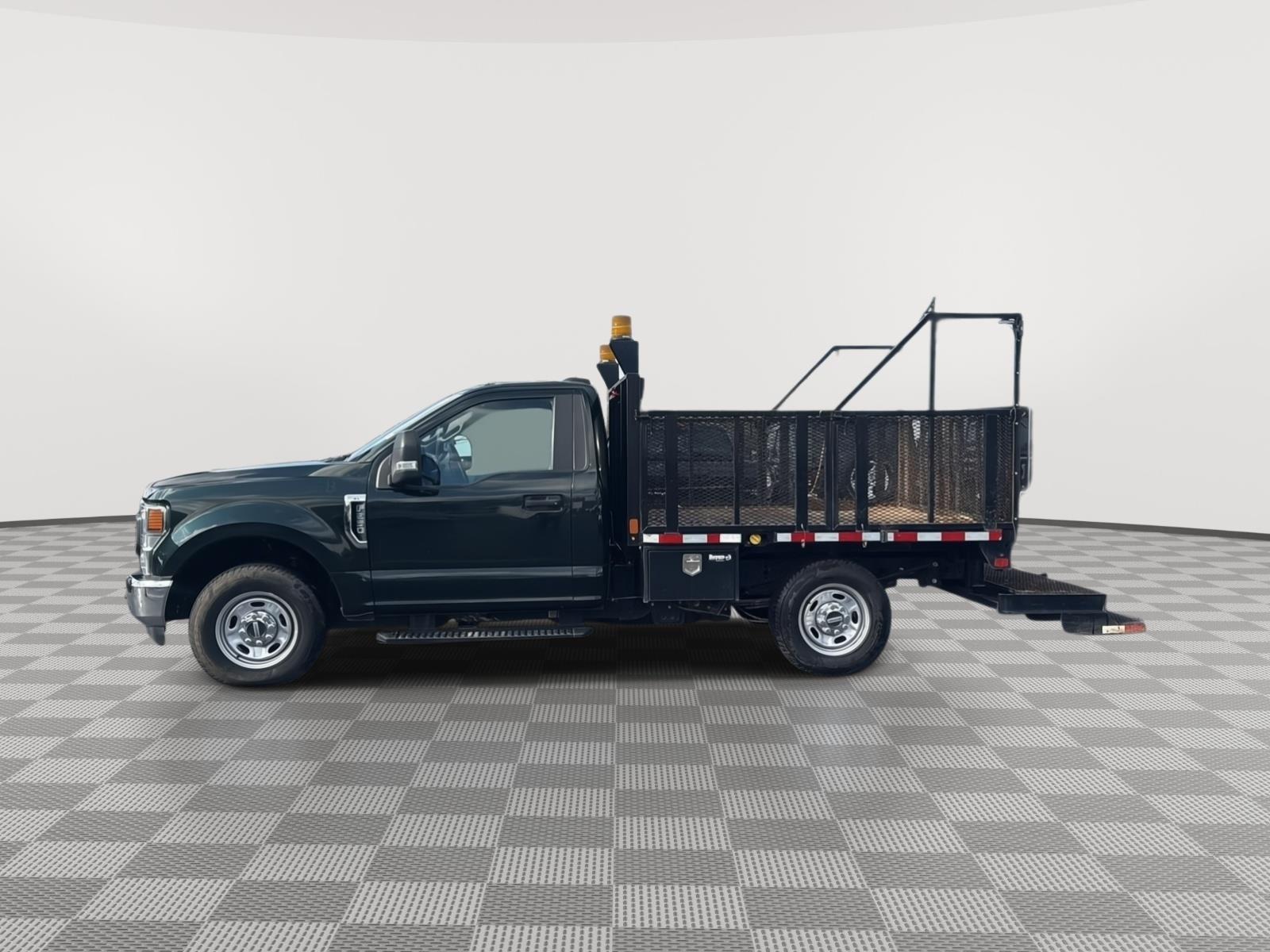 2022 Ford F-250 XL photo 2
