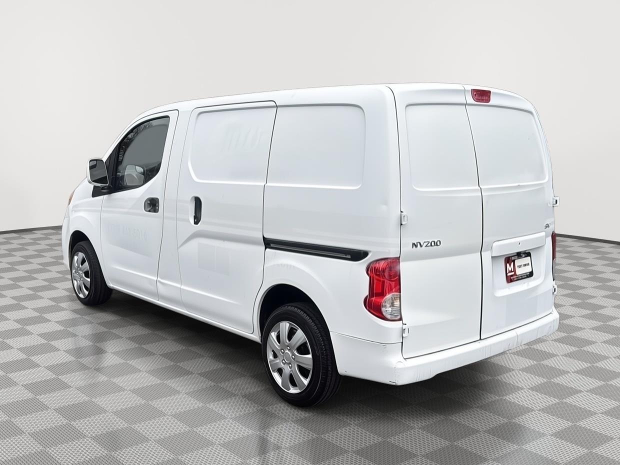 2016 Nissan NV200 SV photo 3