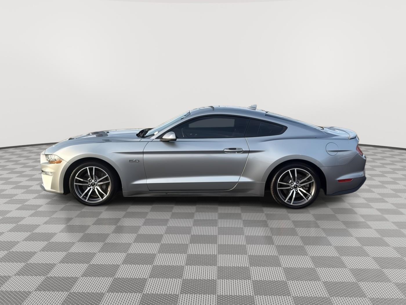 2020 Ford Mustang GT photo 2