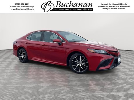 2022 Toyota Camry SE 