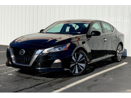 2022 Nissan Altima 2.5 SV 