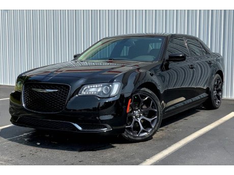 2019 Chrysler 300 Touring 