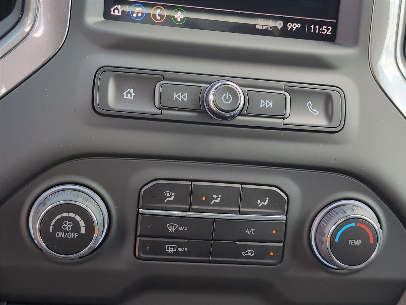2025 Chevrolet Silverado 1500 Custom photo 15