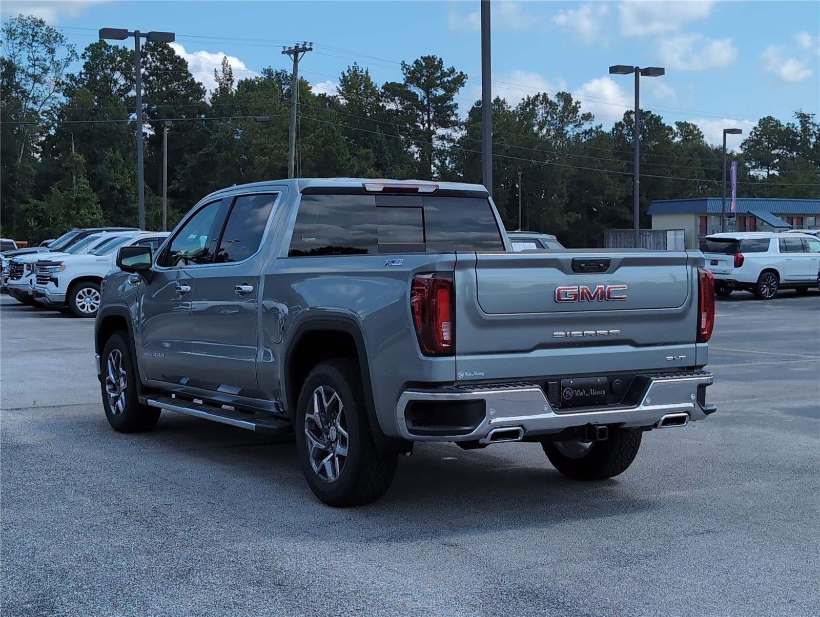 2026 Gmc Sierra 1500 SLT photo 5