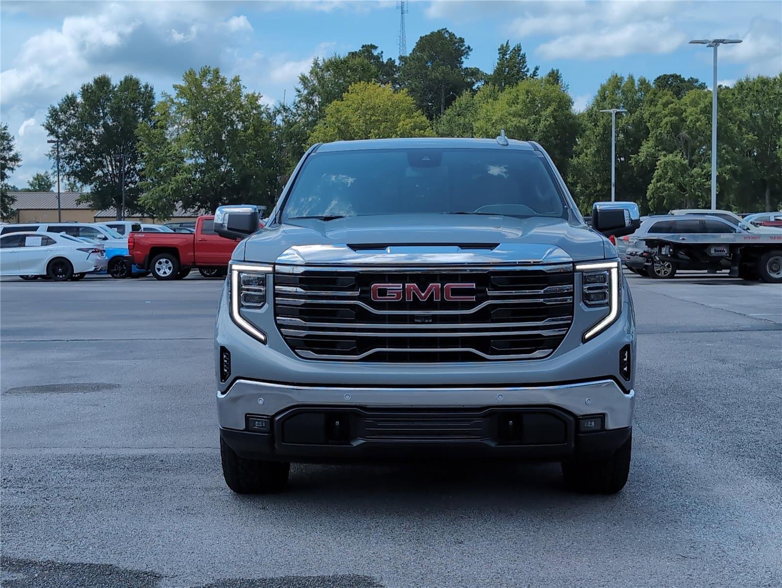 2026 Gmc Sierra 1500 SLT photo 8