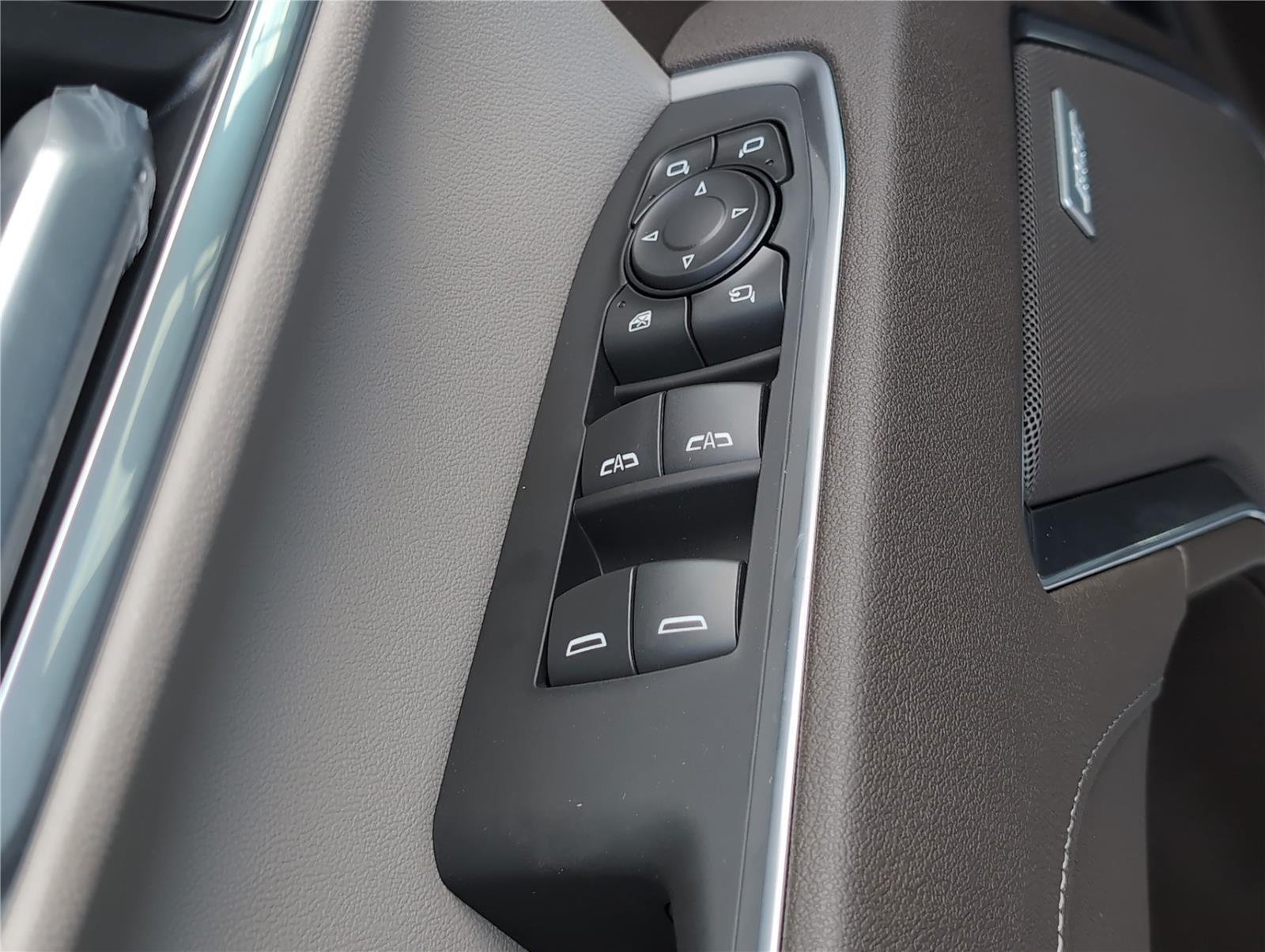 2026 Gmc Sierra 1500 SLT photo 12