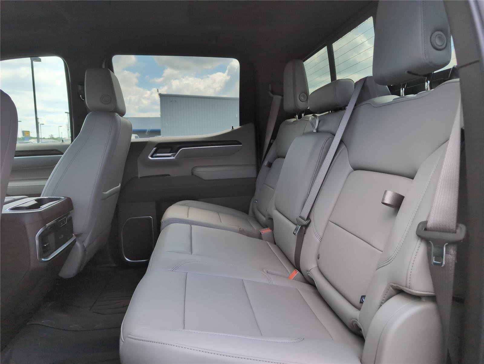 2026 Gmc Sierra 1500 SLT photo 28