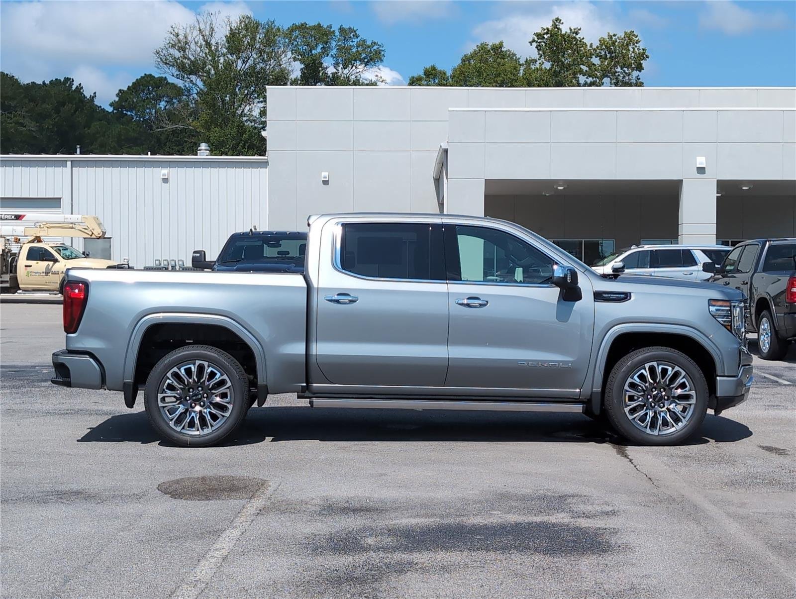 2026 Gmc Sierra 1500 Denali Ultimate photo 2