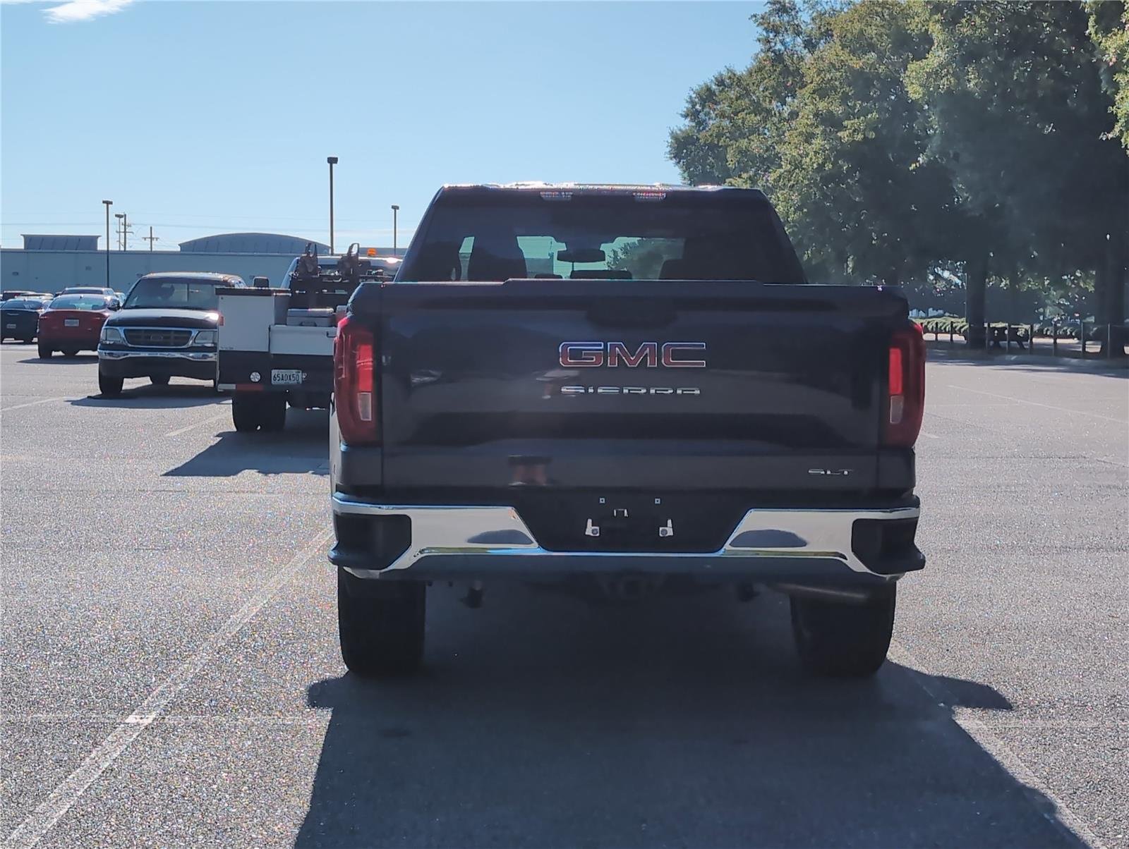 2023 Gmc Sierra 1500 SLT photo 4