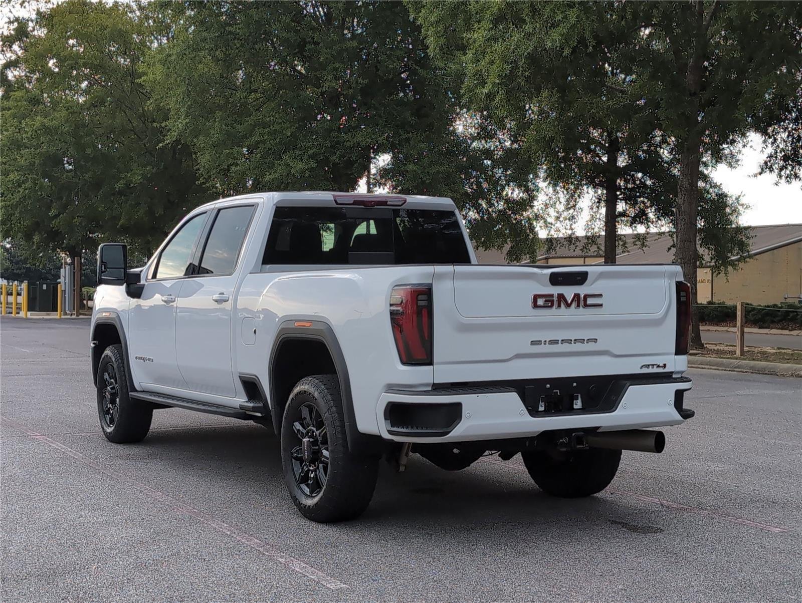 2024 Gmc Sierra 2500 HD AT4 photo 3