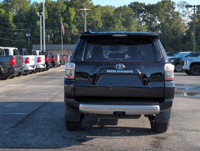 2024 Toyota 4Runner TRD Off-Road Premium photo 3