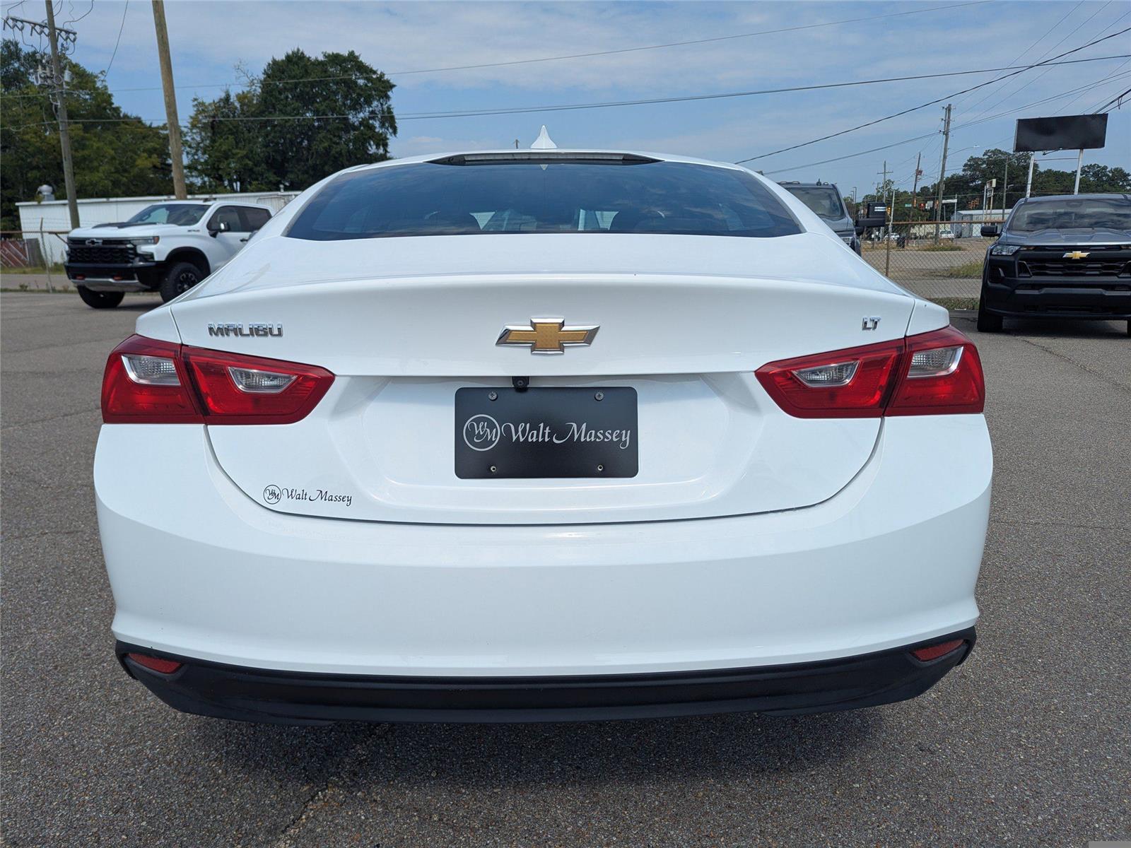 2023 Chevrolet Malibu 1LT photo 4