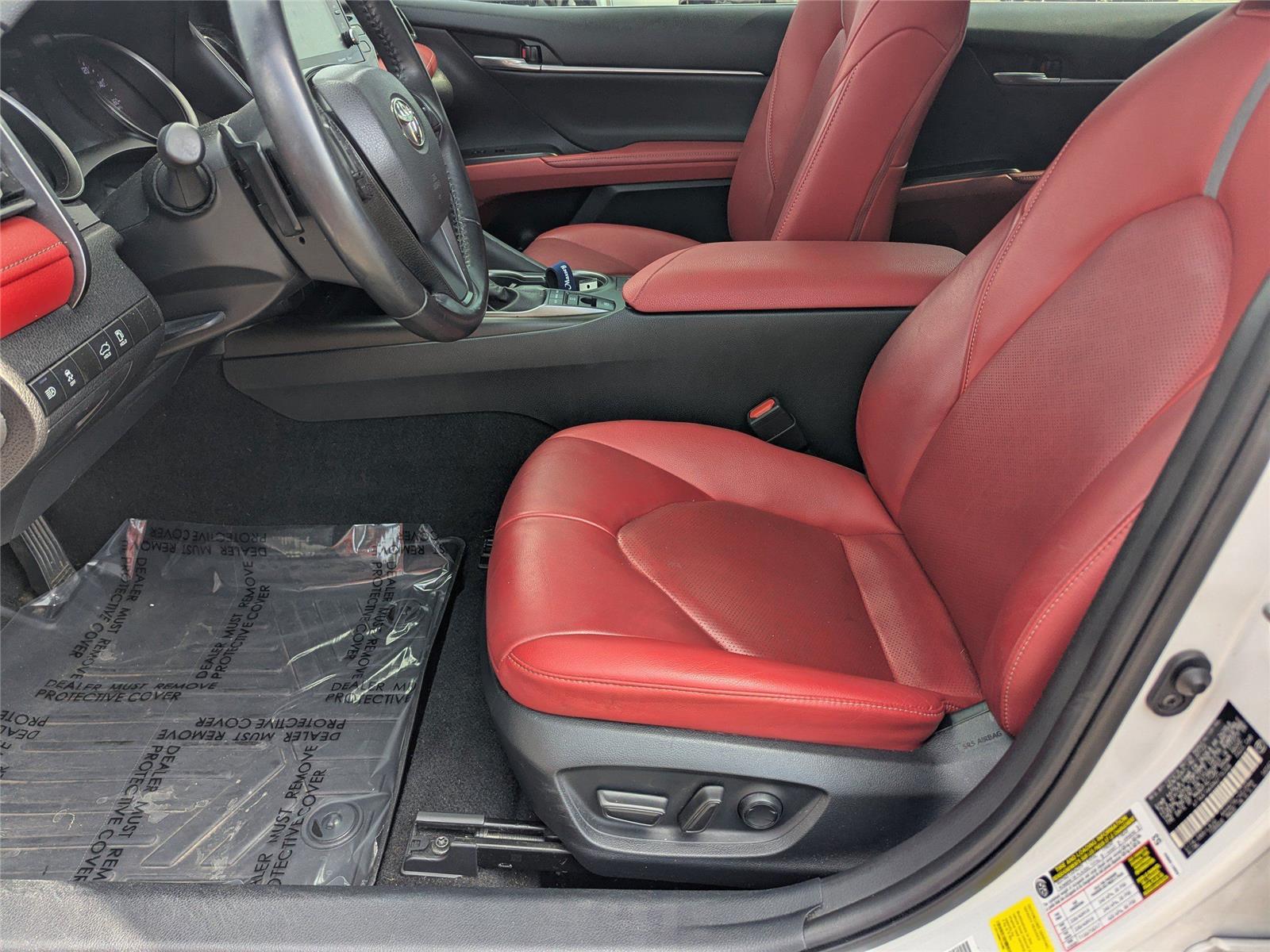 2022 Toyota Camry XSE photo 18